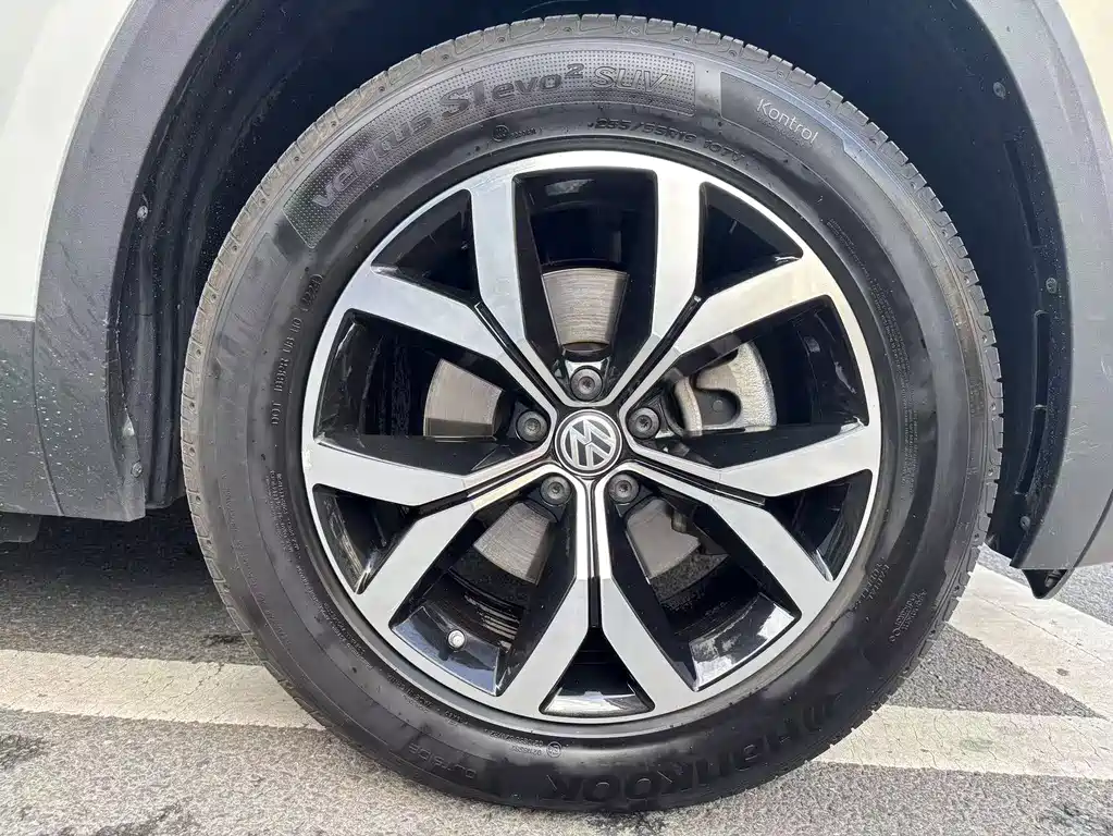 Volkswagen Teramont — миниатюра 15