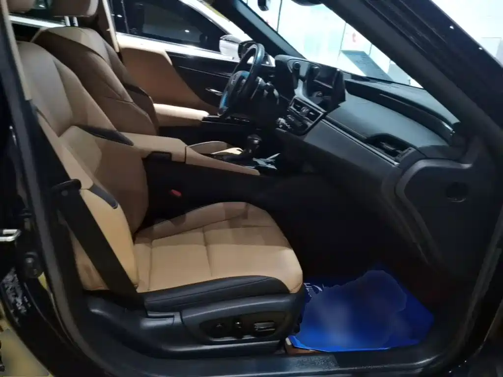 Lexus ES — миниатюра 25