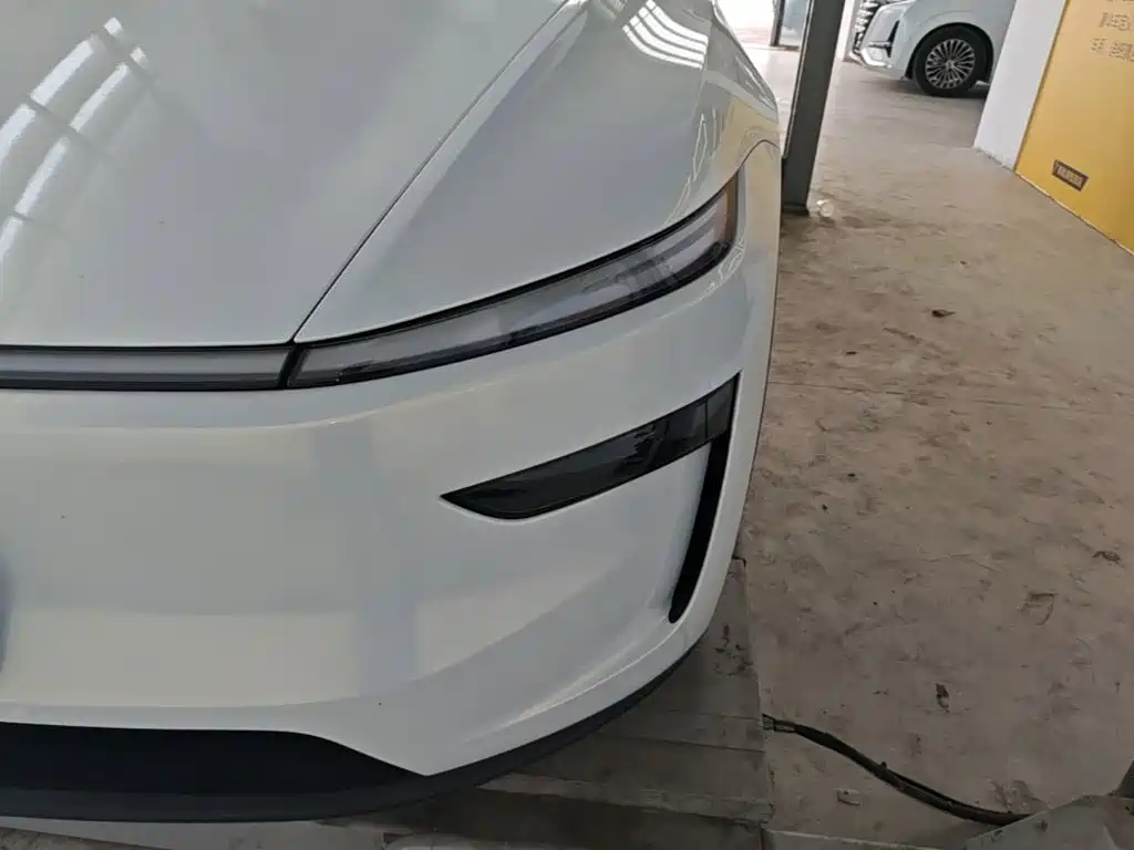 Tesla Model Y — фотографии объявления, Фото 24