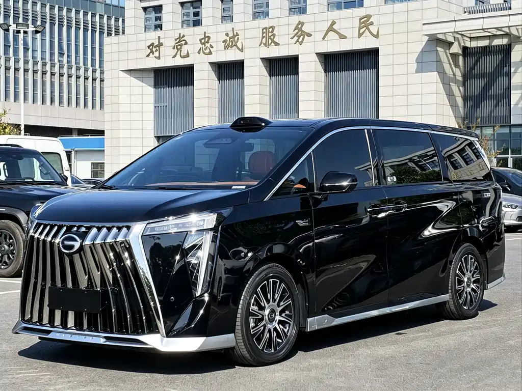 GAC Motor Trumpchi Xiangwang M8