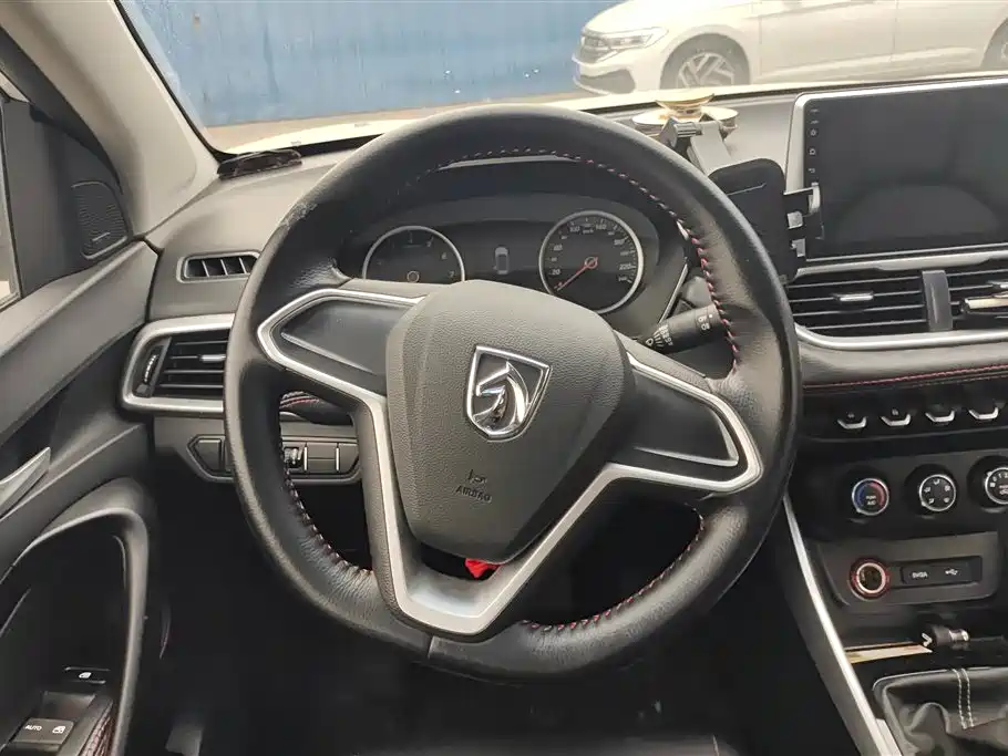 BAOJUN 530