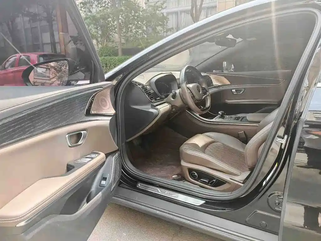 BYD Han — миниатюра 3