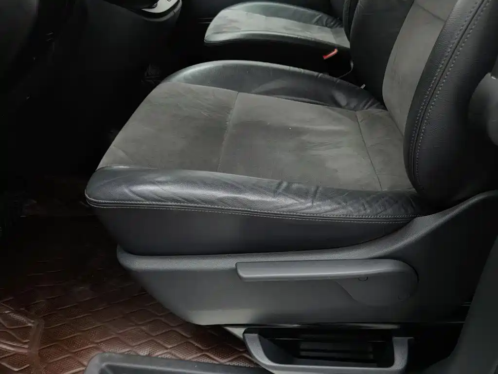 Volkswagen Multivan — миниатюра 20