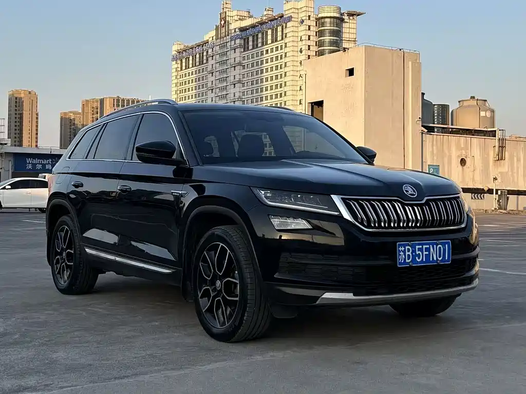 Skoda Kodiaq 2018 TSI330 7 мест Luxury