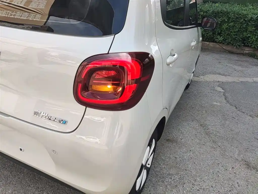 Wuling Mini EV MINIEV 2025