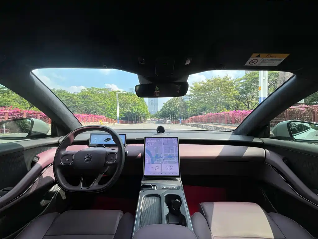 NIO ET5T — миниатюра 6