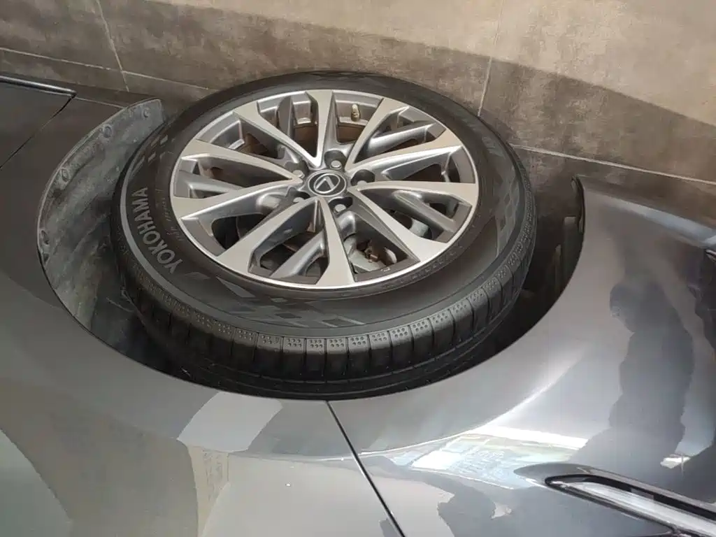 Lexus ES — миниатюра 23