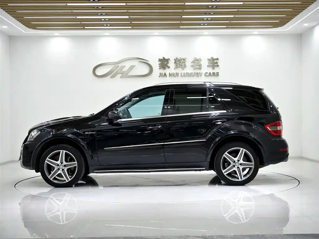 Mercedes-Benz M A MG M AMG 2011 AMG ML 63