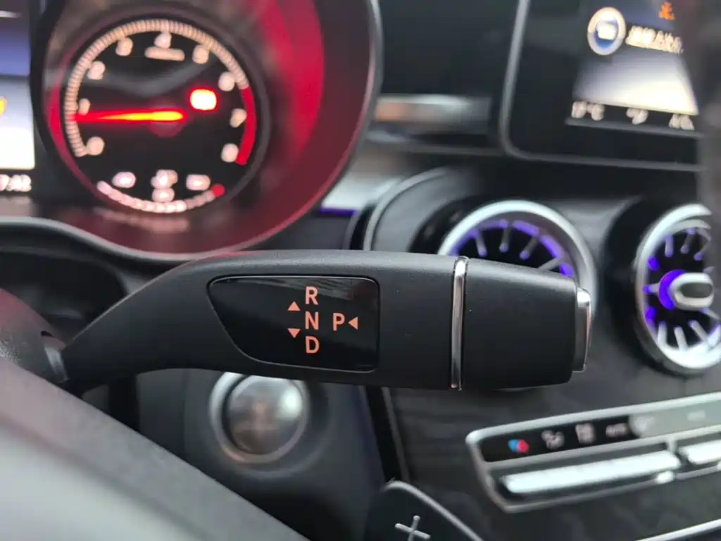 Mercedes-Benz C-Class — миниатюра 14