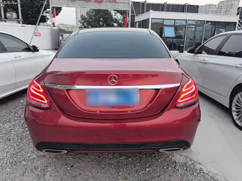 Mercedes-Benz C-Class — миниатюра 6