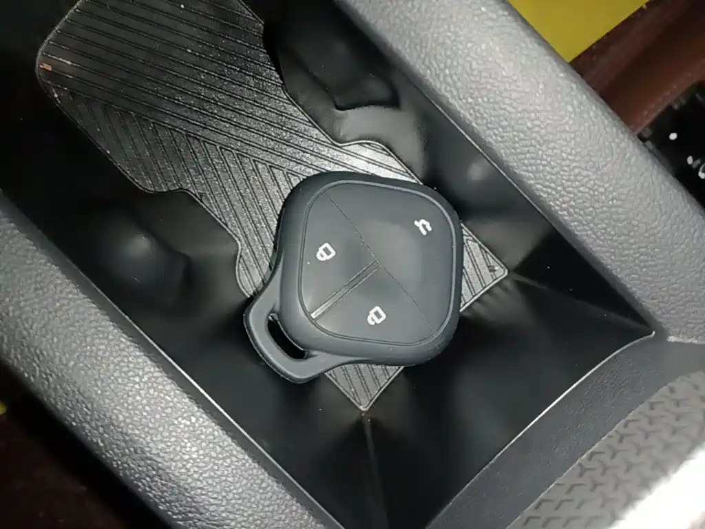 Baojun Yueye — миниатюра 9