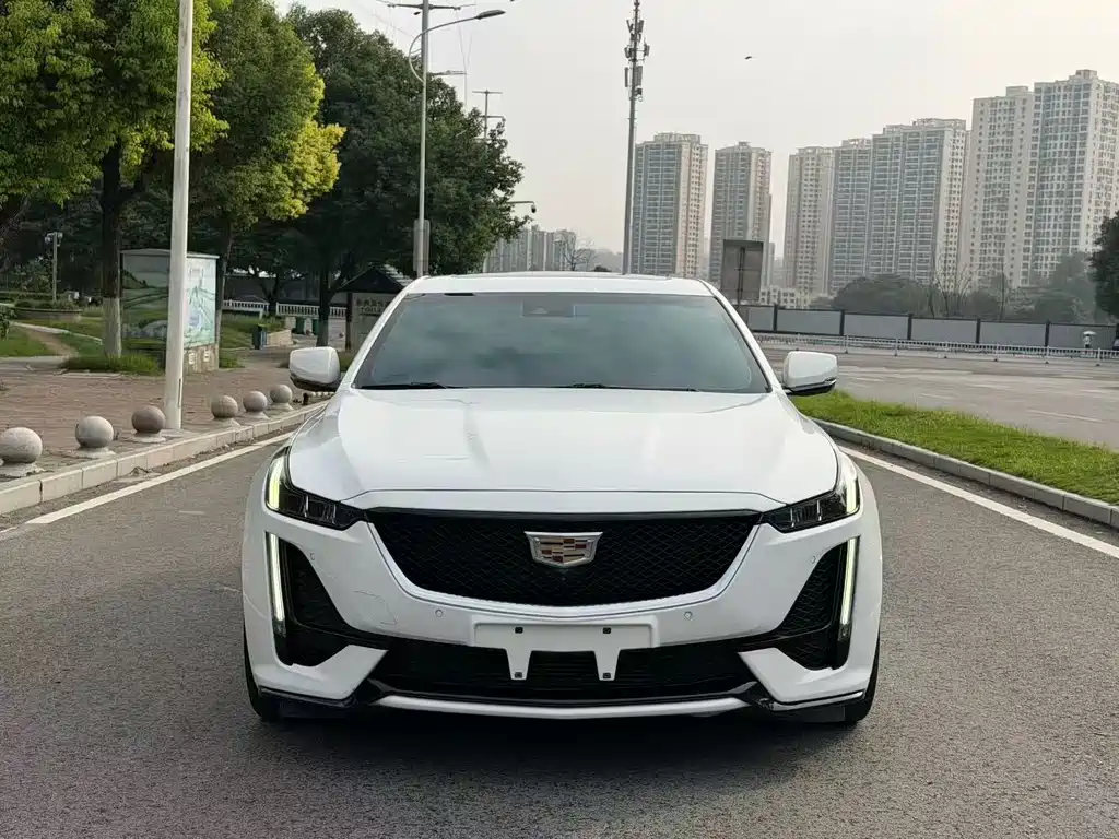 Cadillac CT5 — миниатюра 2