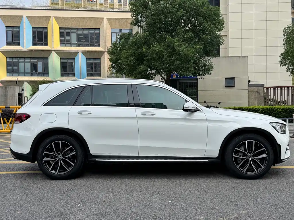 Mercedes-Benz GLC — миниатюра 18