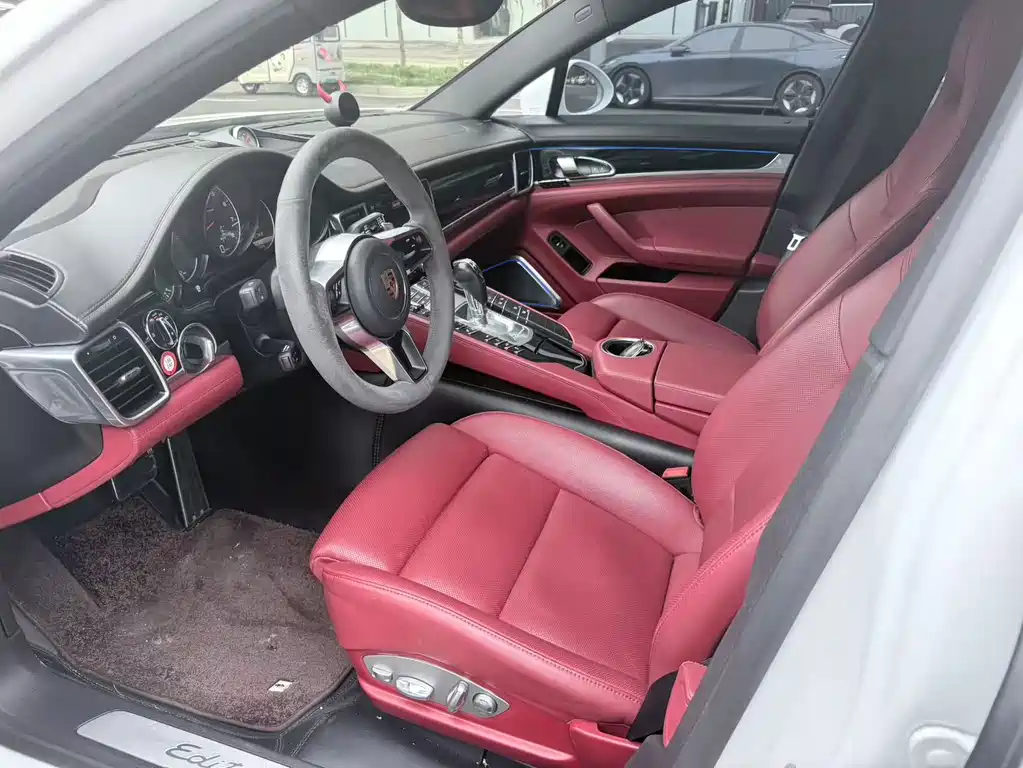 Porsche Panamera — миниатюра 4