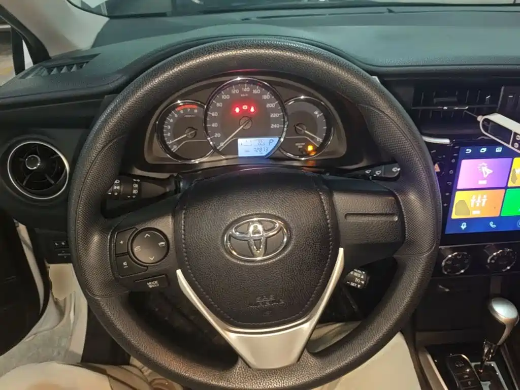 Toyota Corolla — миниатюра 11