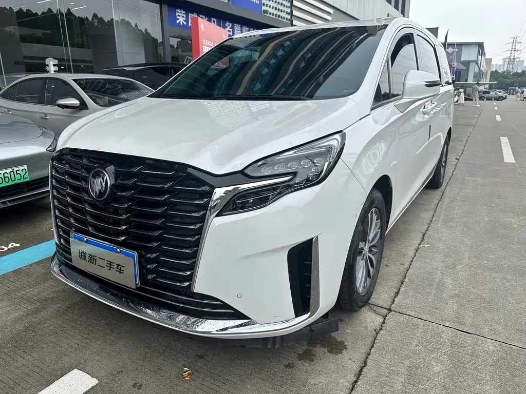 Buick GL8 2021