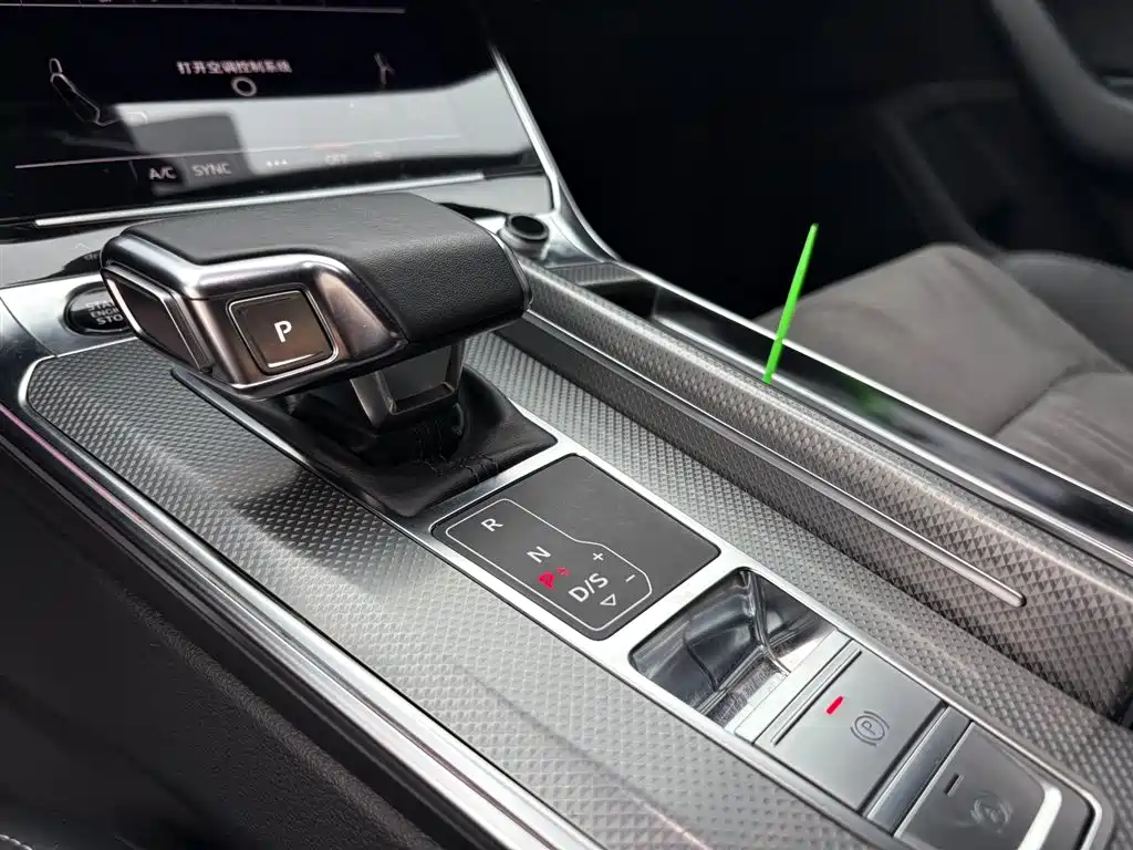 Audi A6L — миниатюра 10