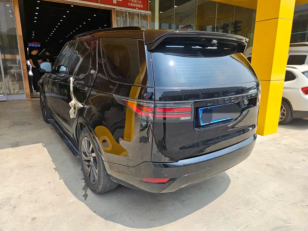 Land Rover Discovery 2021 360PS R-Dynamic S