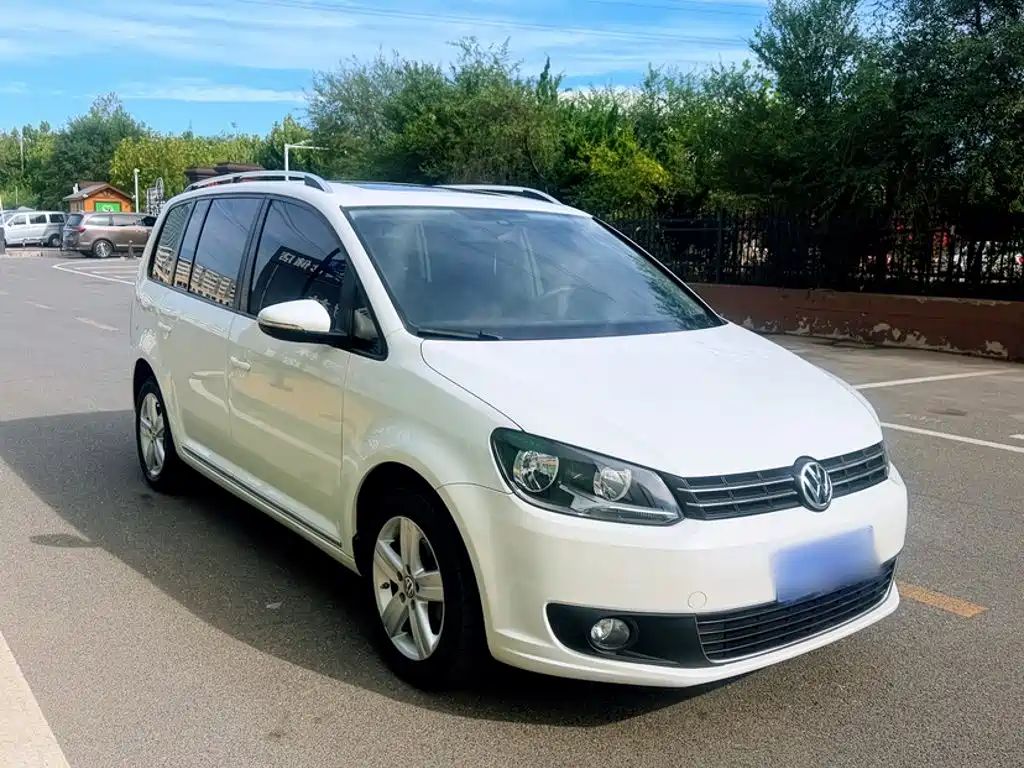 Volkswagen Touran — миниатюра 24