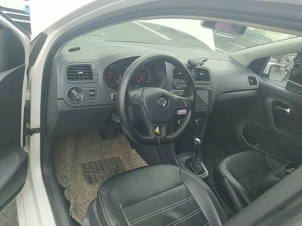 Volkswagen Polo — миниатюра 10