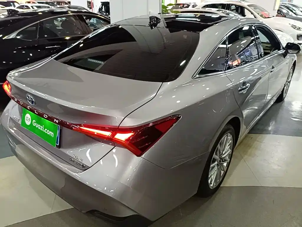Toyota Avalon — миниатюра 7