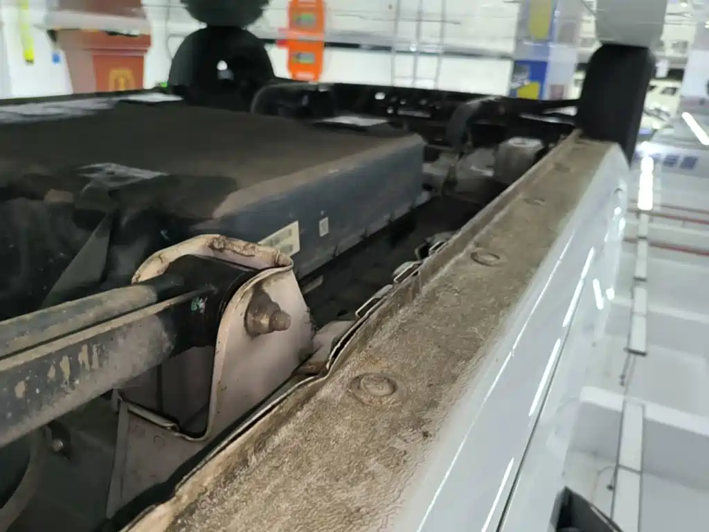 Wuling MINIEV — миниатюра 22
