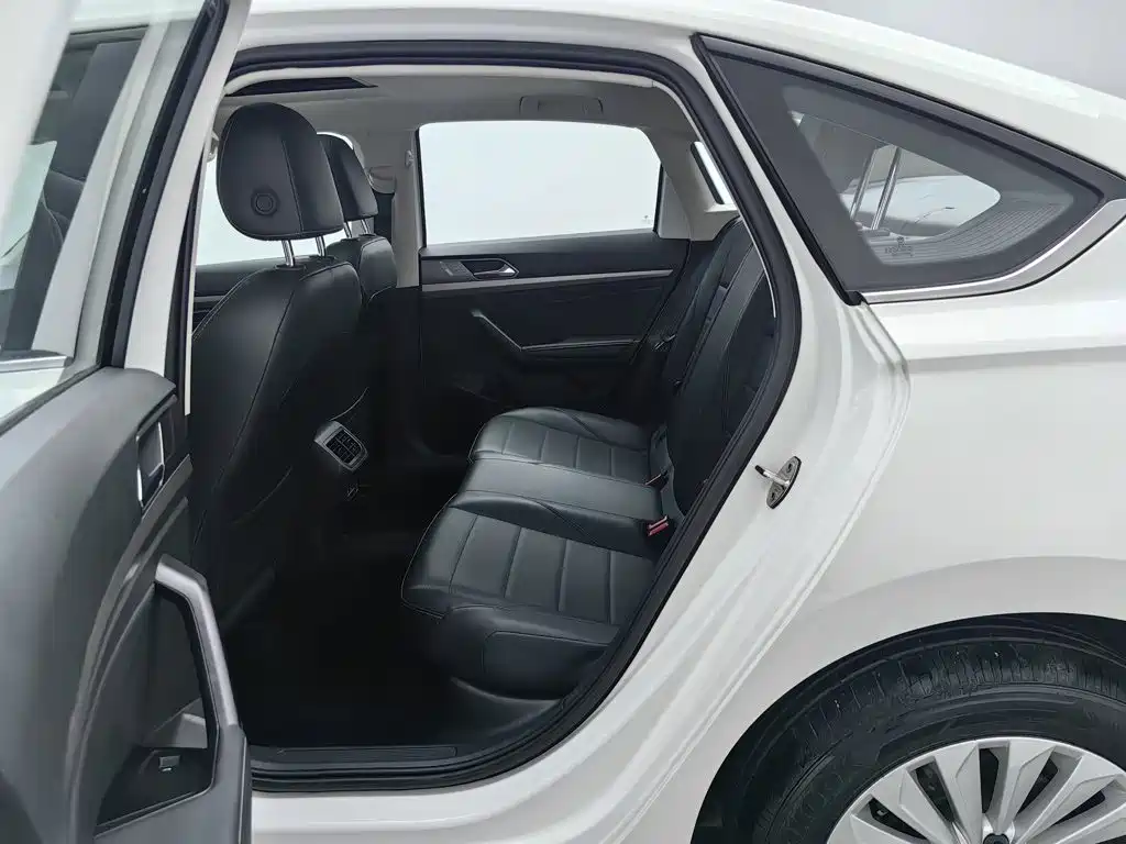 Volkswagen Lavida — миниатюра 15