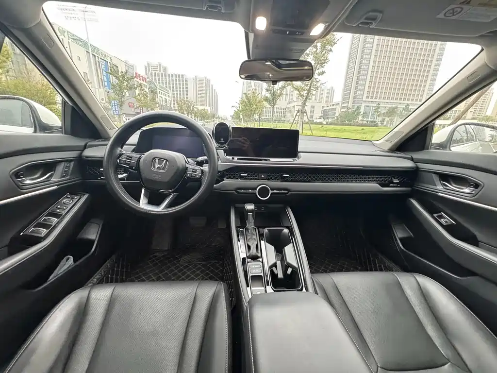 Honda Accord — миниатюра 4