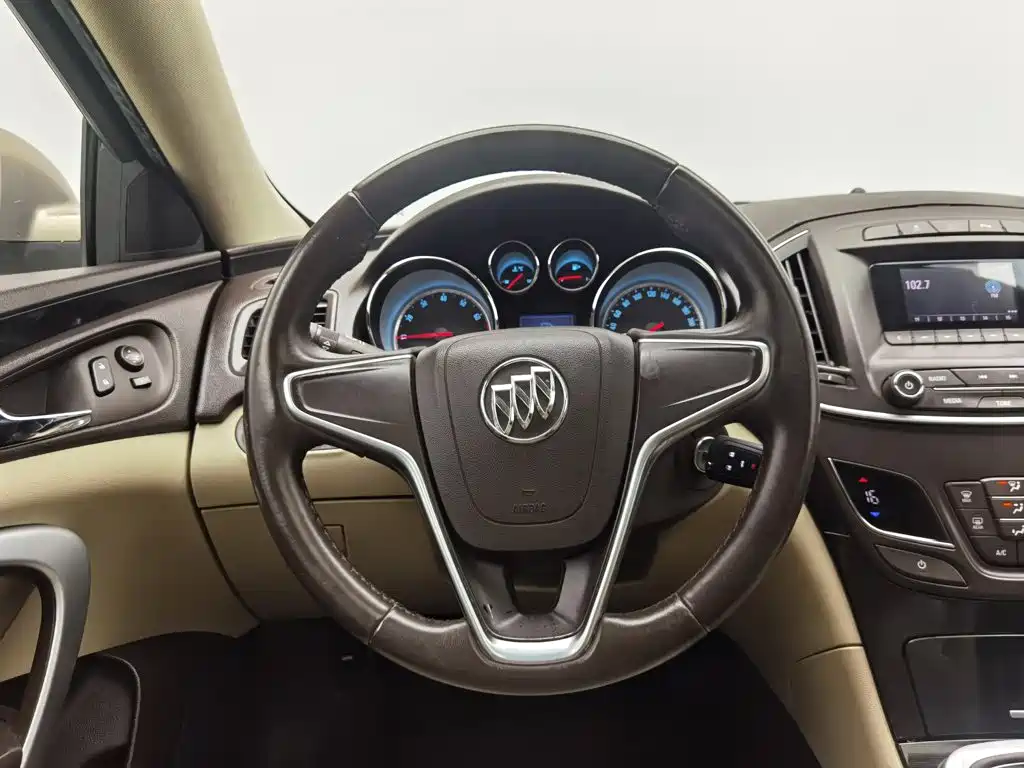 Buick Regal — миниатюра 11