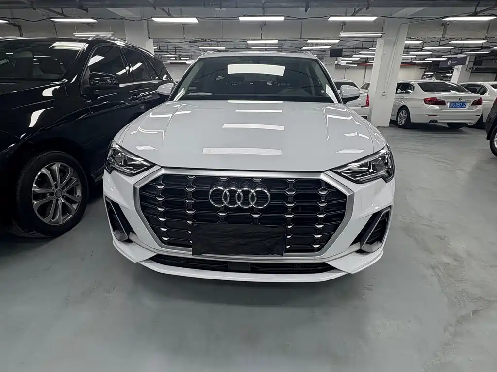 Audi Q3 — миниатюра 2