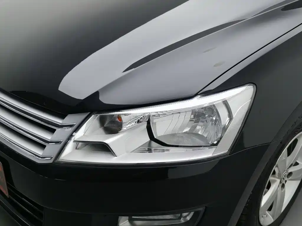 Volkswagen Santana — миниатюра 7