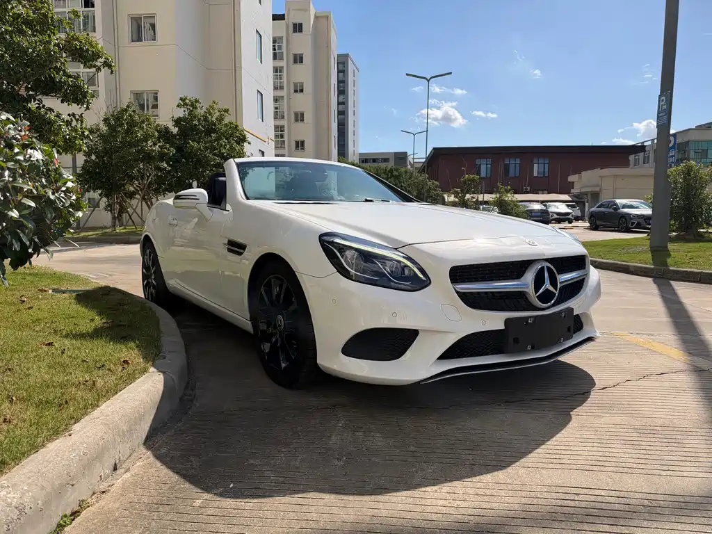 Mercedes-Benz SLC — миниатюра 5