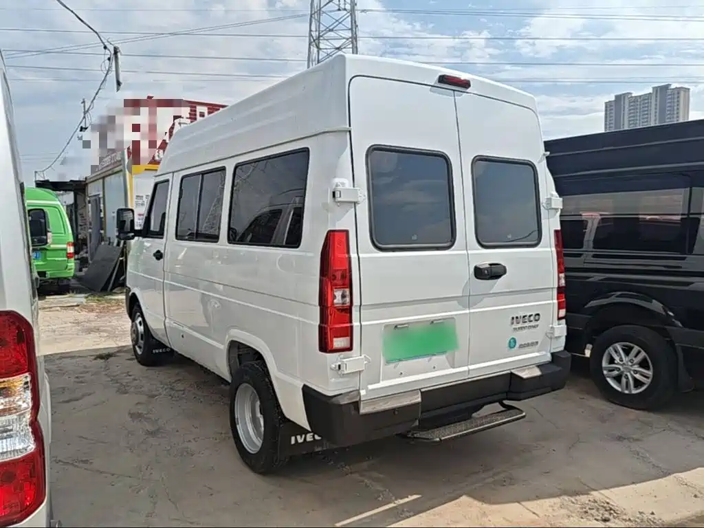 IVECO Daily — миниатюра 5