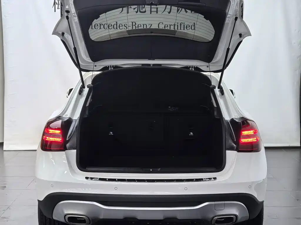 Mercedes-Benz GLA — миниатюра 16