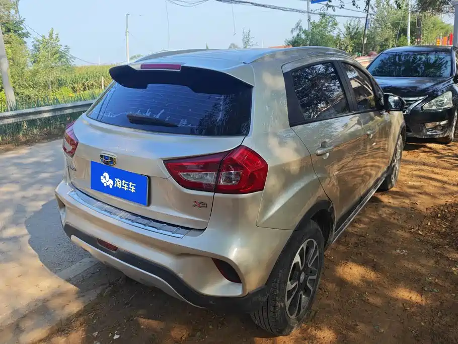 Geely Vision X3 — миниатюра 3