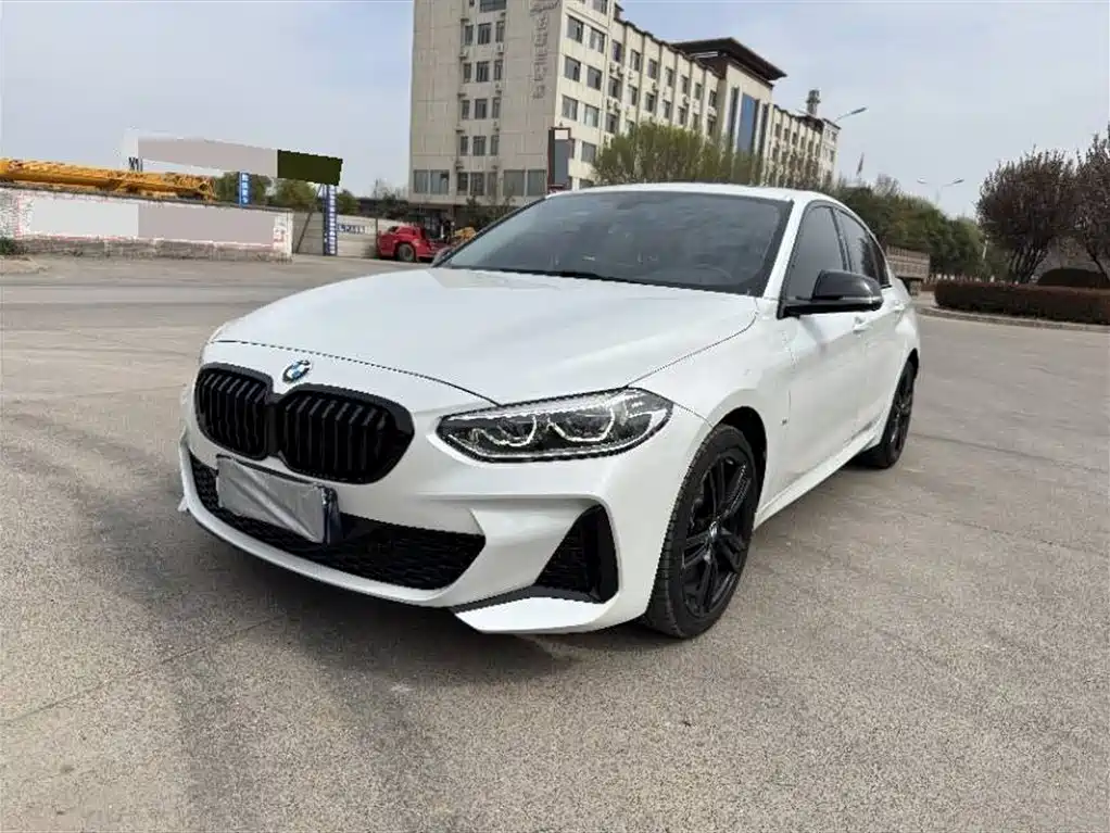 BMW 1 Series 2023