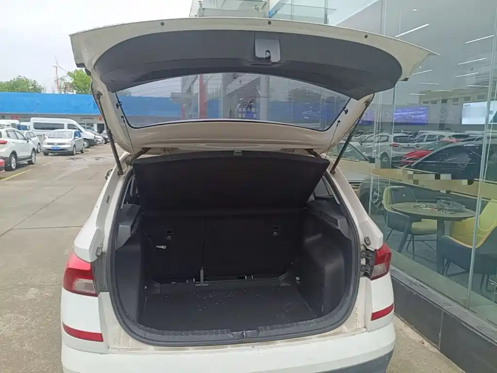 Skoda Kamiq — миниатюра 19