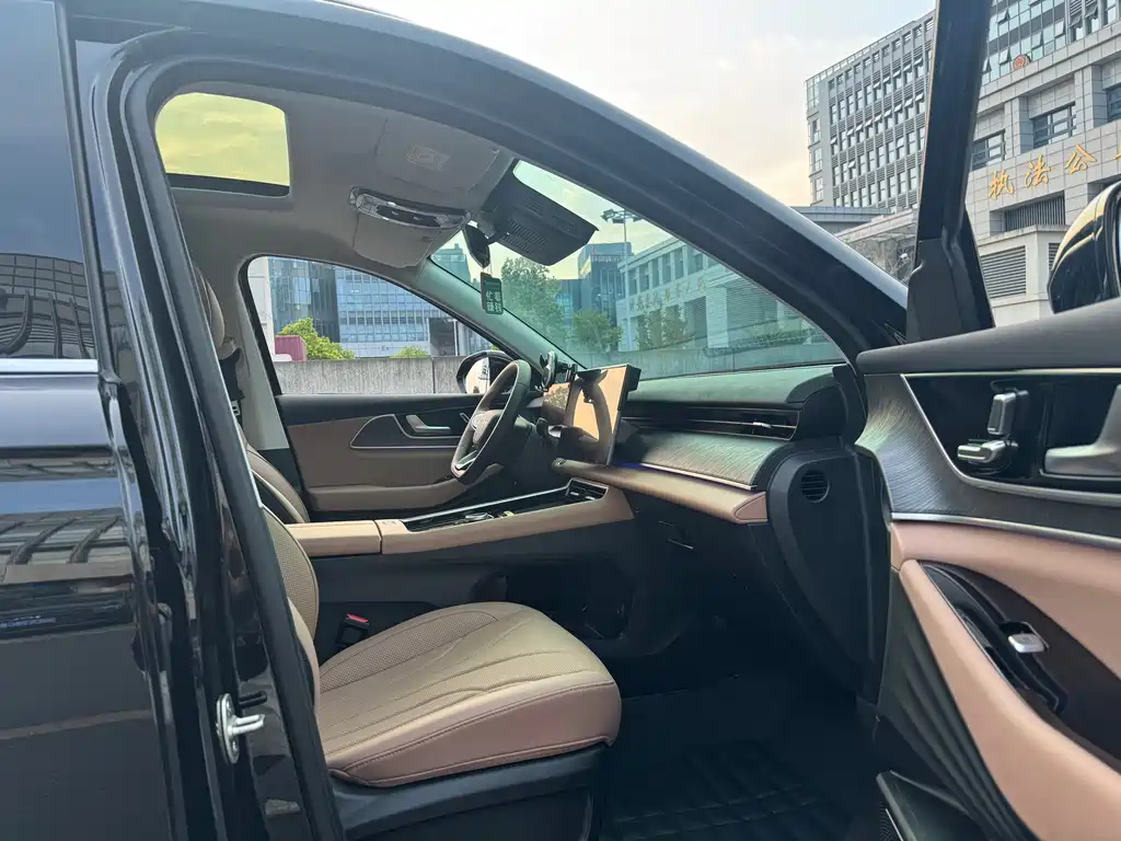 Chery Tiggo 8L — миниатюра 9