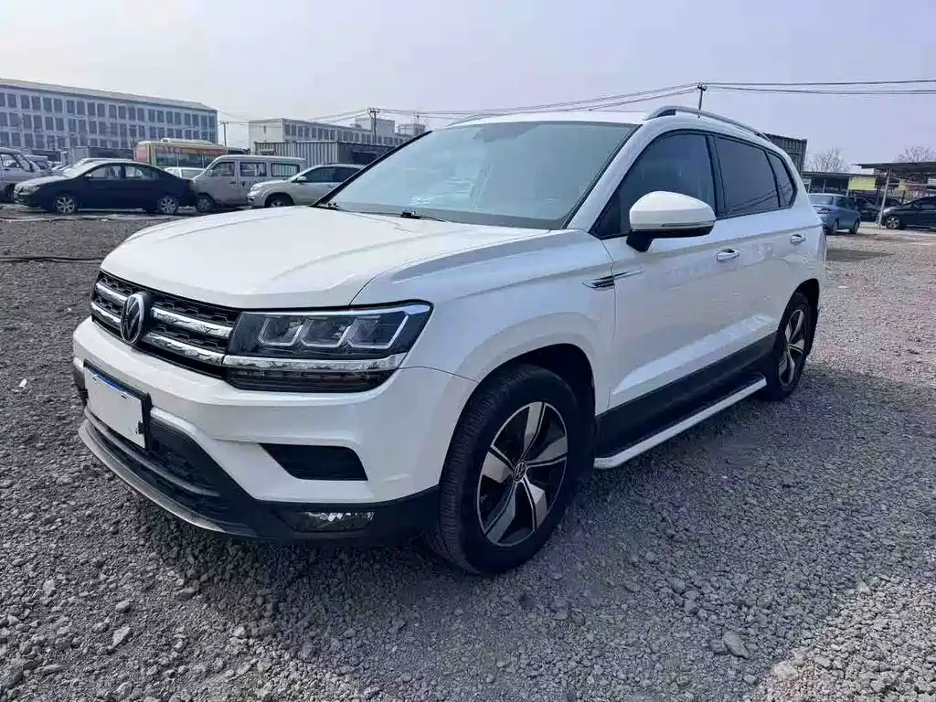 Купить Volkswagen Tharu