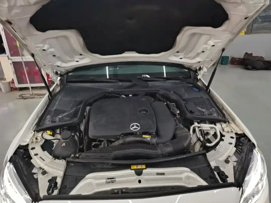 Mercedes-Benz C-Class — миниатюра 20