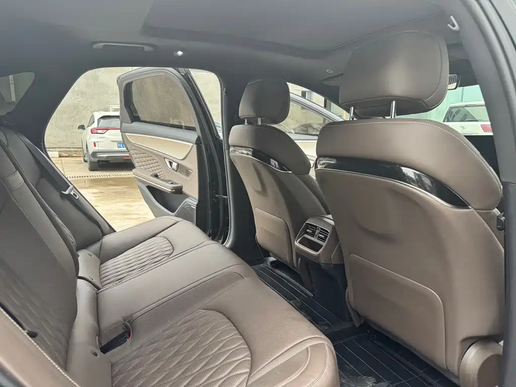 BYD Han — миниатюра 12