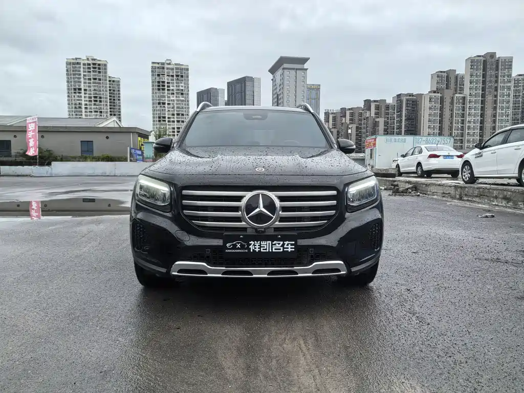 Mercedes-Benz GLB — миниатюра 2