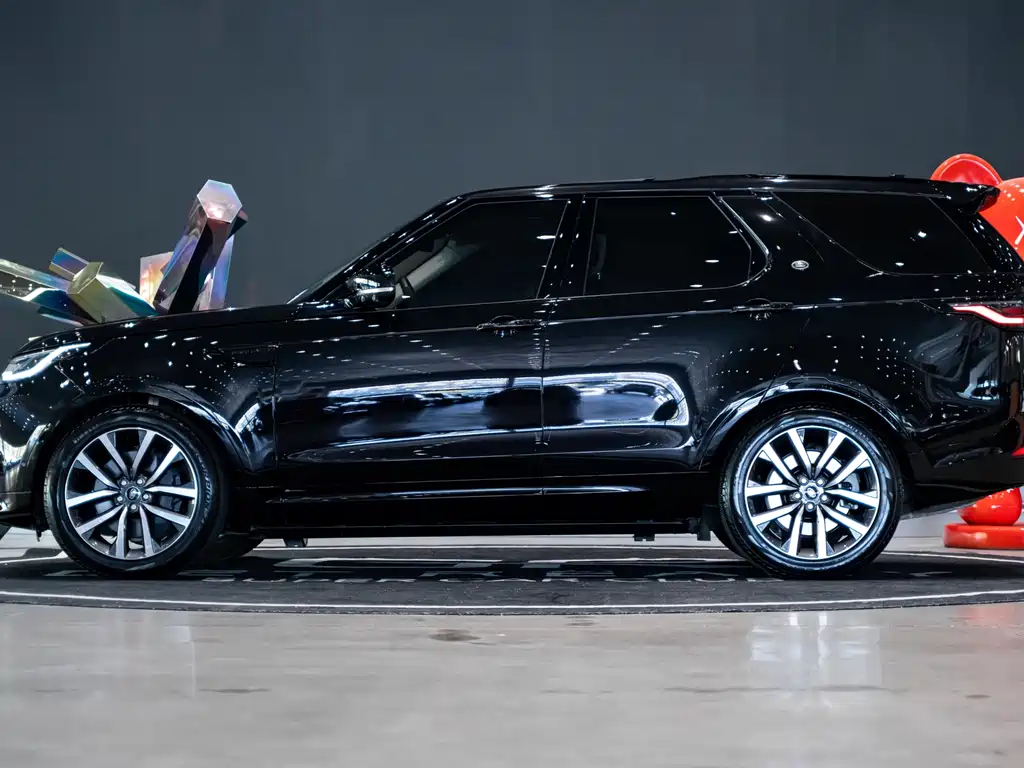 Land Rover Discovery — миниатюра 3