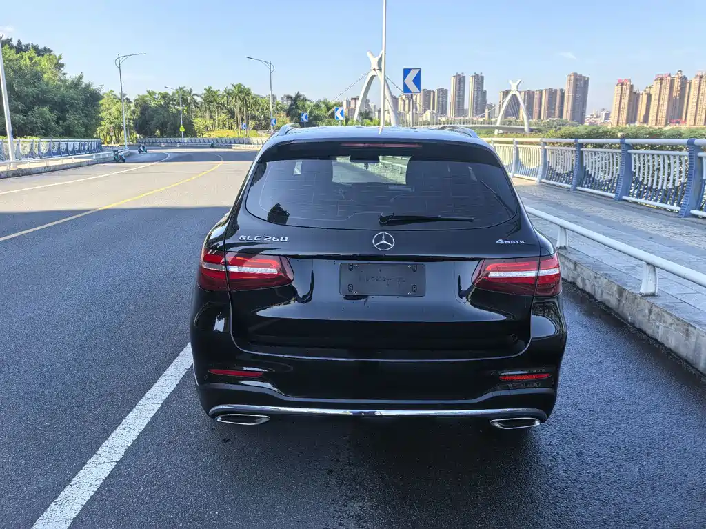 Mercedes-Benz GLC — миниатюра 10