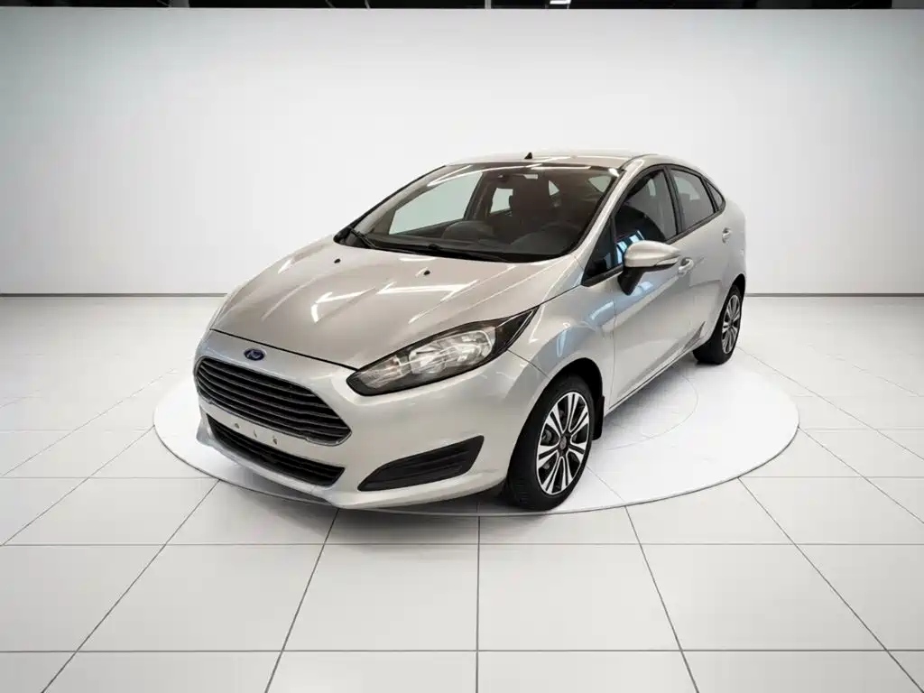 Ford Fiesta 2013 1.5L MT