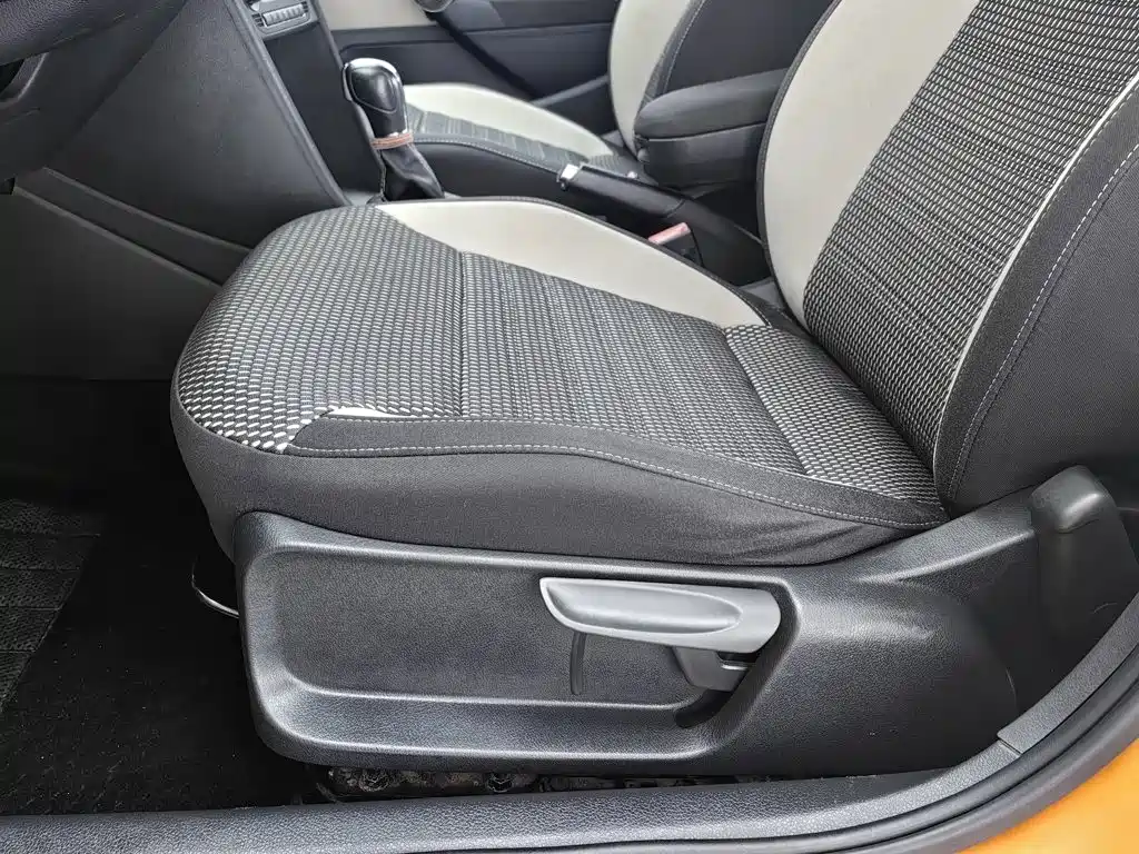 Volkswagen Polo — миниатюра 20