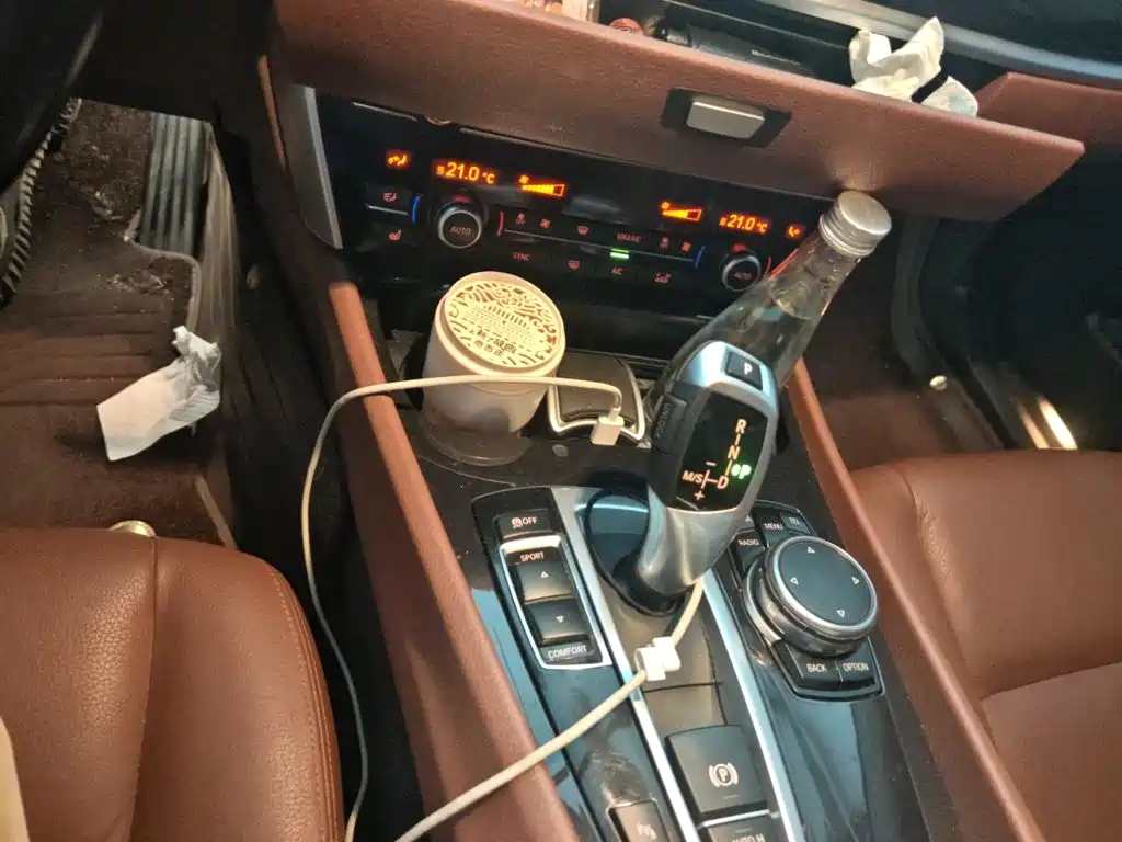 BMW 5 Series GT — миниатюра 11