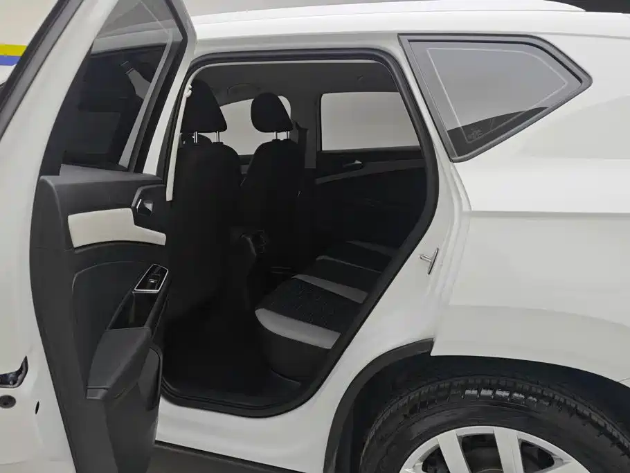 Jetta VS5 — миниатюра 11