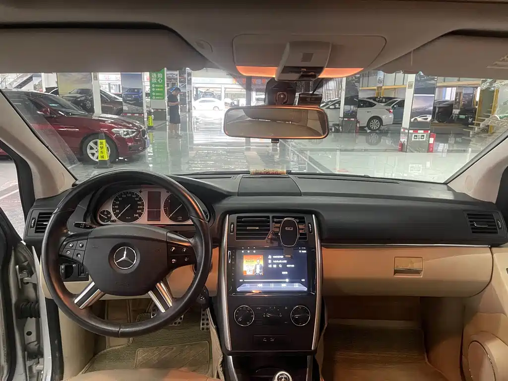 Mercedes-Benz B-Class — миниатюра 8