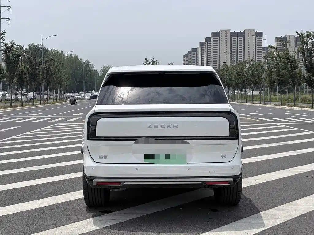 Zeekr 9X 2025 Hyper 70kWh